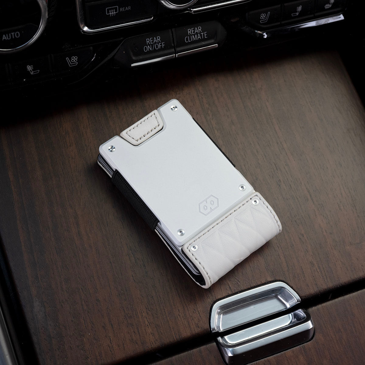 PROOF Wallet | The Blanc | Full Grain Alpine Leather | Polar White Plate