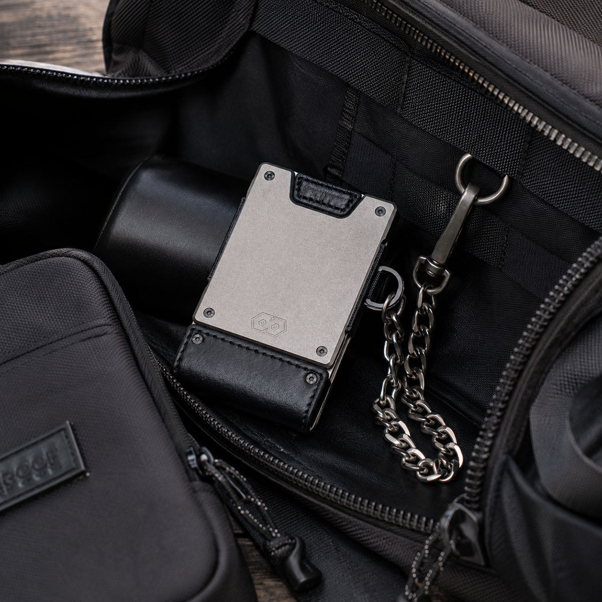 Cash Strap with D-Ring
