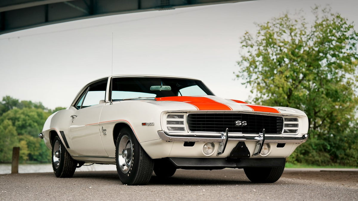 Camaro Z10 front three-quarter view by the river