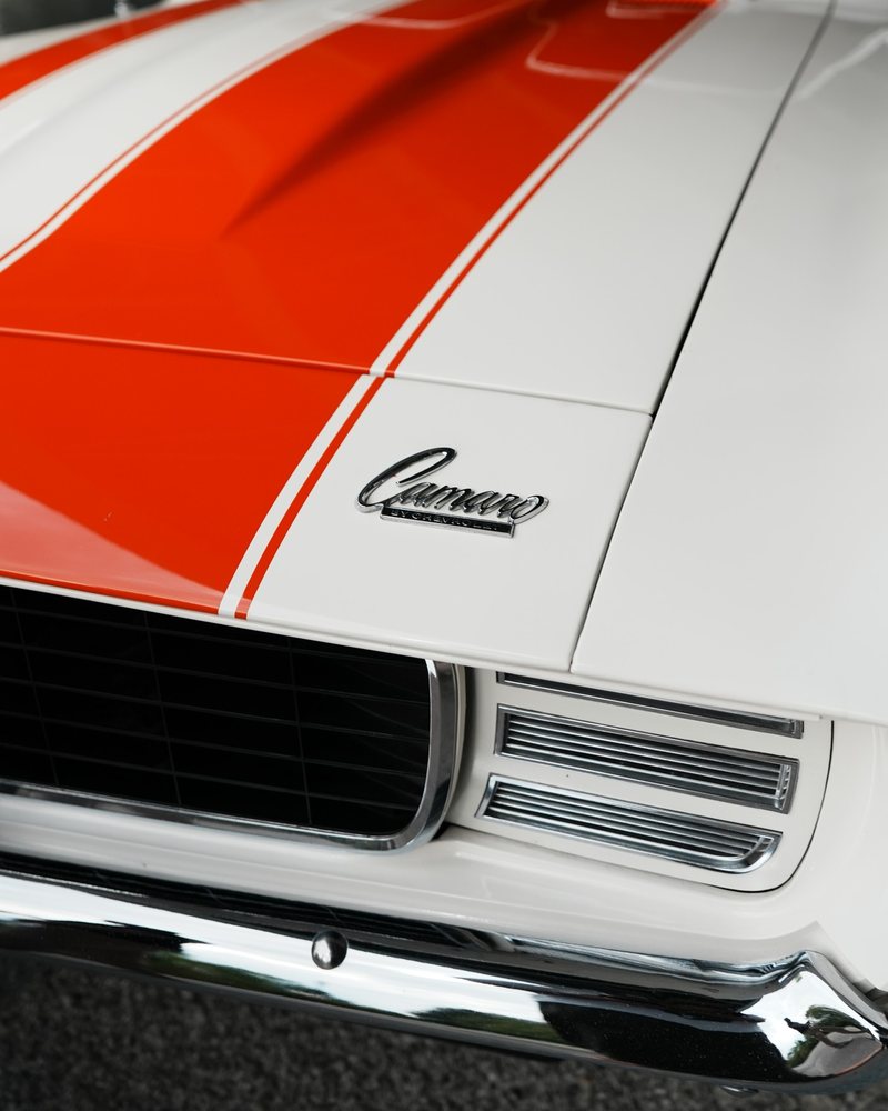 Rally Sport front end with Camaro script on the fender